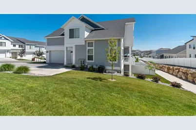 9757 N Aaron Ave, Eagle Mountain, UT 84005 - Photo 4