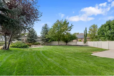 1501 W Elk Cir, Mapleton, UT 84664 - Photo 8