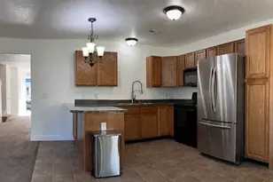 1266 W Bridalwood Loop, Lehi, UT 84043 - Photo 6