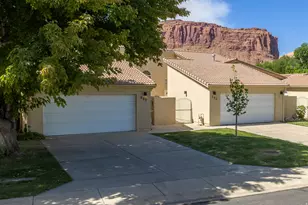 687 W Hale Ave, Moab, UT 84532 - Photo 2
