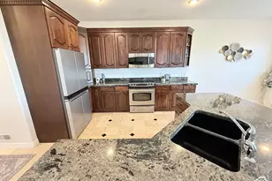 1562 E Fairway Ridge Rd, Draper, UT 84020 - Photo 14