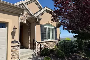 1562 E Fairway Ridge Rd, Draper, UT 84020 - Photo 2