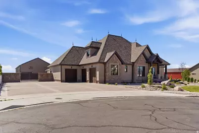 2103 N 3430 W, Clinton, UT 84015 - Photo 2