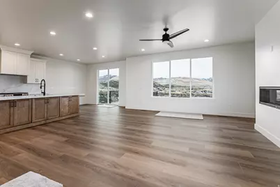 14632 S Wyatt Run Dr, Herriman, UT 84096 - Photo 2