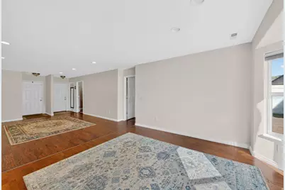 371 N Stamford Dr W, North Salt Lake, UT 84054 - Photo 8