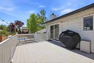 180 E 900 S, Layton, UT 84041 - Photo 26