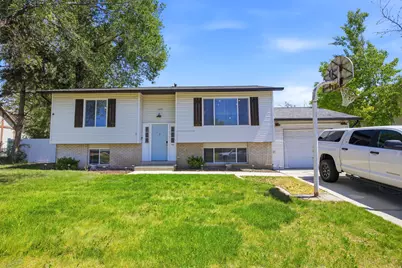 180 E 900 S, Layton, UT 84041 - Photo 36