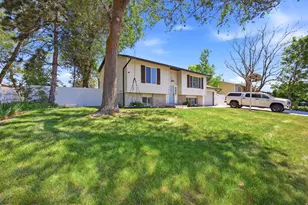 180 E 900 S, Layton, UT 84041 - Photo 6