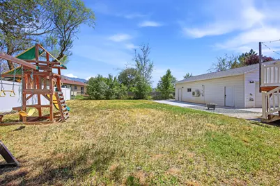180 E 900 S, Layton, UT 84041 - Photo 26