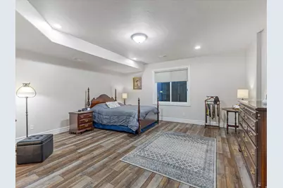 3077 E Scenic Valley Ln S, Sandy, UT 84092 - Photo 34