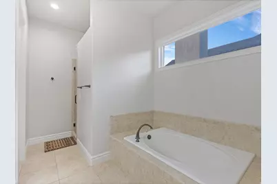 3077 E Scenic Valley Ln S, Sandy, UT 84092 - Photo 20