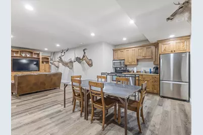 3077 E Scenic Valley Ln S, Sandy, UT 84092 - Photo 32