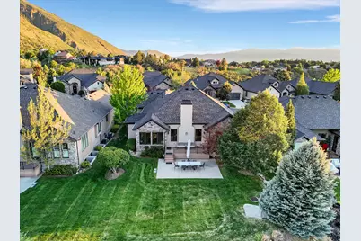 3077 E Scenic Valley Ln S, Sandy, UT 84092 - Photo 46