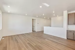 4945 N Topaz Dr, Eagle Mountain, UT 84005 - Photo 10