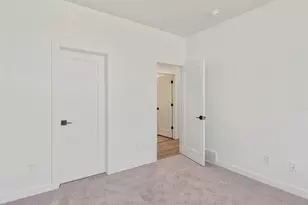 4945 N Topaz Dr, Eagle Mountain, UT 84005 - Photo 22