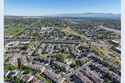 10408 S Scarlet Sage Cv E, South Jordan, UT 84009 - Photo 8