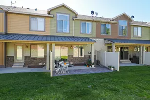 10408 S Scarlet Sage Cv E, South Jordan, UT 84009 - Photo 2