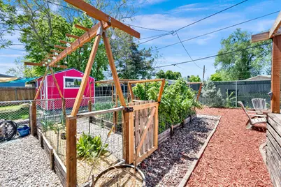 310 S 1000 W, Salt Lake City, UT 84104 - Photo 16
