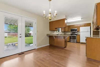 284 E 1140 N, Orem, UT 84057 - Photo 6