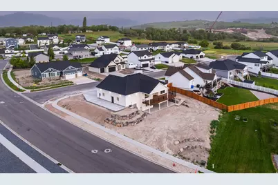 689 W 85 S, Hyrum, UT 84319 - Photo 52