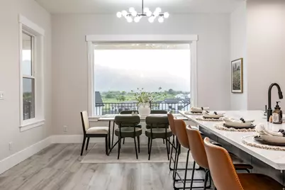 689 W 85 S, Hyrum, UT 84319 - Photo 14