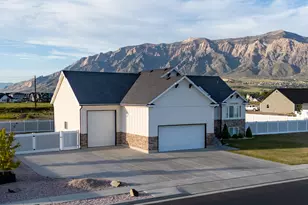 2832 W 2550 N, Plain City, UT 84404 - Photo 4