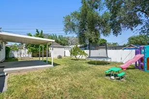 2861 S 3000 W, West Valley, UT 84119 - Photo 18