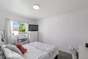 2861 S 3000 W, West Valley, UT 84119 - Photo 14