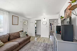 2861 S 3000 W, West Valley, UT 84119 - Photo 6