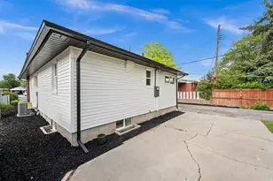 189 W Center St, Midvale, UT 84047 - Photo 58