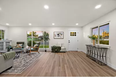 189 W Center St, Midvale, UT 84047 - Photo 4