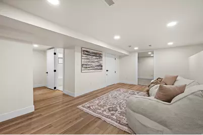 189 W Center St, Midvale, UT 84047 - Photo 20