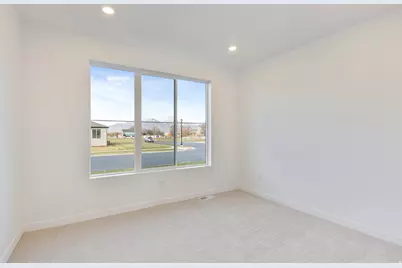 4875 N Topaz Dr, Eagle Mountain, UT 84005 - Photo 10