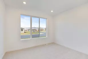 4875 N Topaz Dr, Eagle Mountain, UT 84005 - Photo 10
