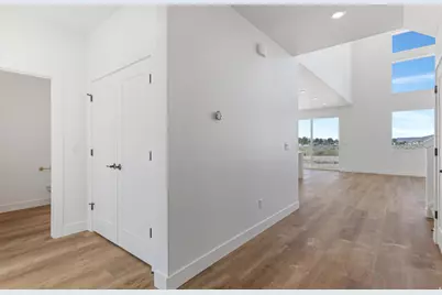4875 N Topaz Dr, Eagle Mountain, UT 84005 - Photo 18