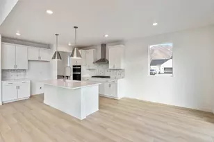 4875 N Topaz Dr, Eagle Mountain, UT 84005 - Photo 4