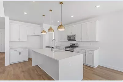 4875 N Topaz Dr, Eagle Mountain, UT 84005 - Photo 6