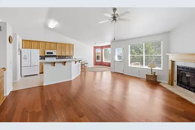 6373 Rogue River Ln, Salt Lake City, UT 84118 - Photo 20