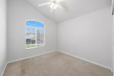 6373 Rogue River Ln, Salt Lake City, UT 84118 - Photo 18