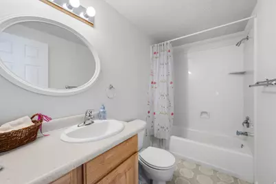 6373 Rogue River Ln, Salt Lake City, UT 84118 - Photo 24