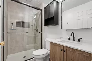 5656 W Sunkist Dr, Salt Lake City, UT 84118 - Photo 16
