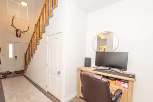 359 E 2275 N, North Ogden, UT 84414 - Photo 4
