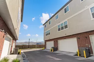 12996 S Cohab Canyon Ct, Riverton, UT 84096 - Photo 26