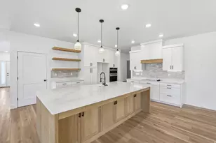 292 W 370 N, Smithfield, UT 84335 - Photo 8