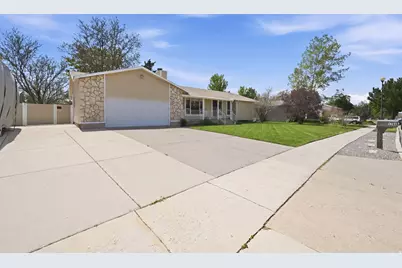 1788 E Tramway Dr, Sandy, UT 84092 - Photo 2