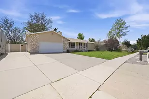 1788 E Tramway Dr, Sandy, UT 84092 - Photo 2