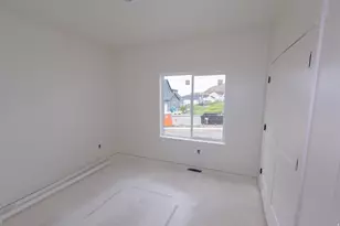 1112 E 50 N, Hyde Park, UT 84318 - Photo 10