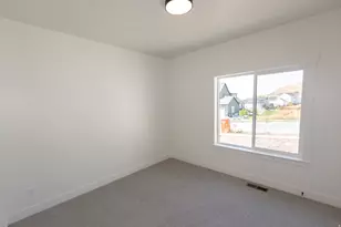 1112 E 50 N, Hyde Park, UT 84318 - Photo 28