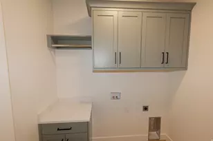 1112 E 50 N, Hyde Park, UT 84318 - Photo 34
