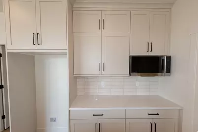 1112 E 50 N, Hyde Park, UT 84318 - Photo 12